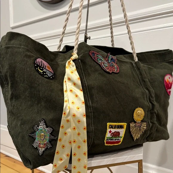 Free People Been There Badge Green Oversized Large Weekender Travel Tote - Picture 1 of 17